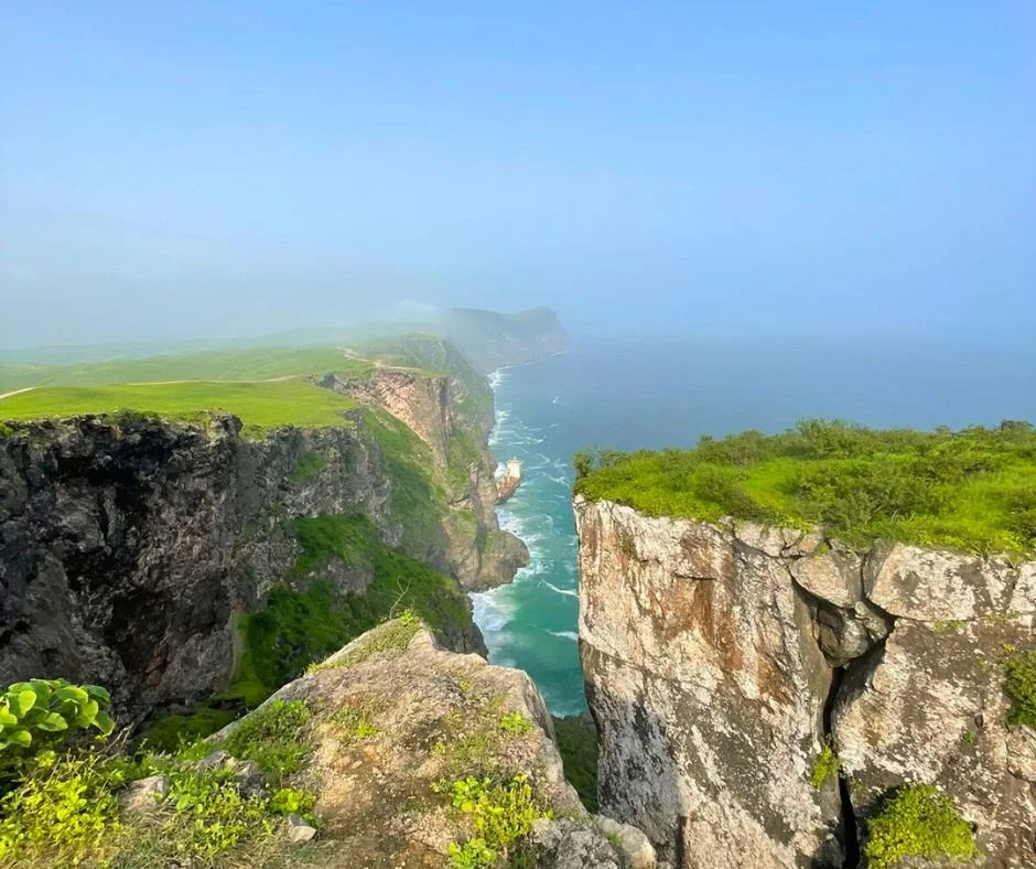 Full Day East and West Salalah Tour